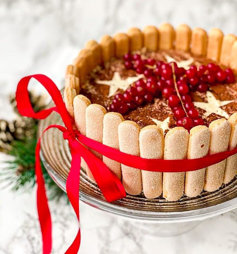 Charlotte Tiramisu kersttaart