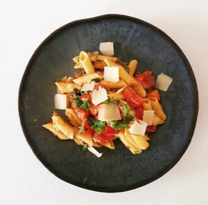 Pasta tonijn en tomaten